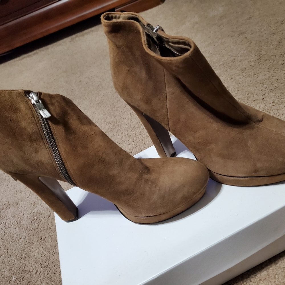 BCBGeneration booties, size 9.5